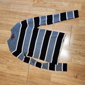 Red BKE striped ribbed sweater sz. Small